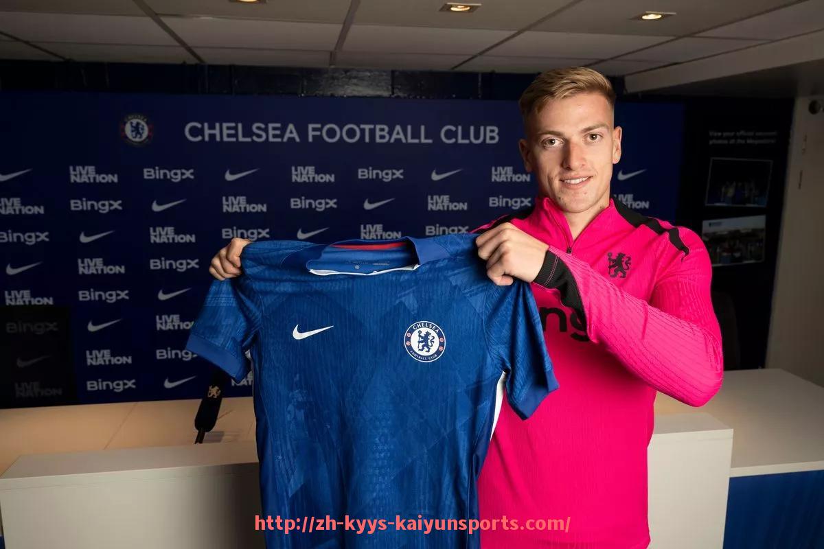 ky开云-世俱杯战术录像分析教学:如何看懂球队的整体运作